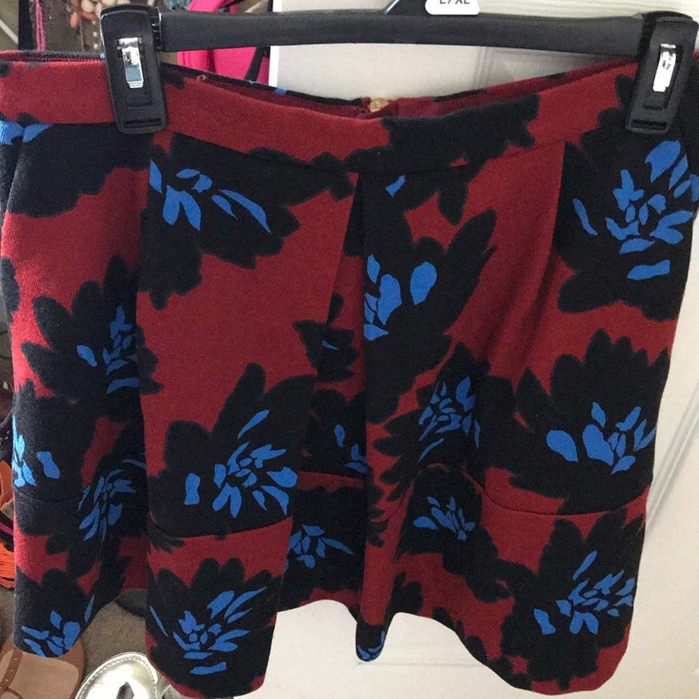 Gorgeous J. Crew pleated skirt EUC